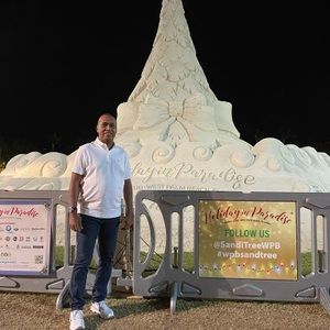 Meet your Posher, Frank engelbert